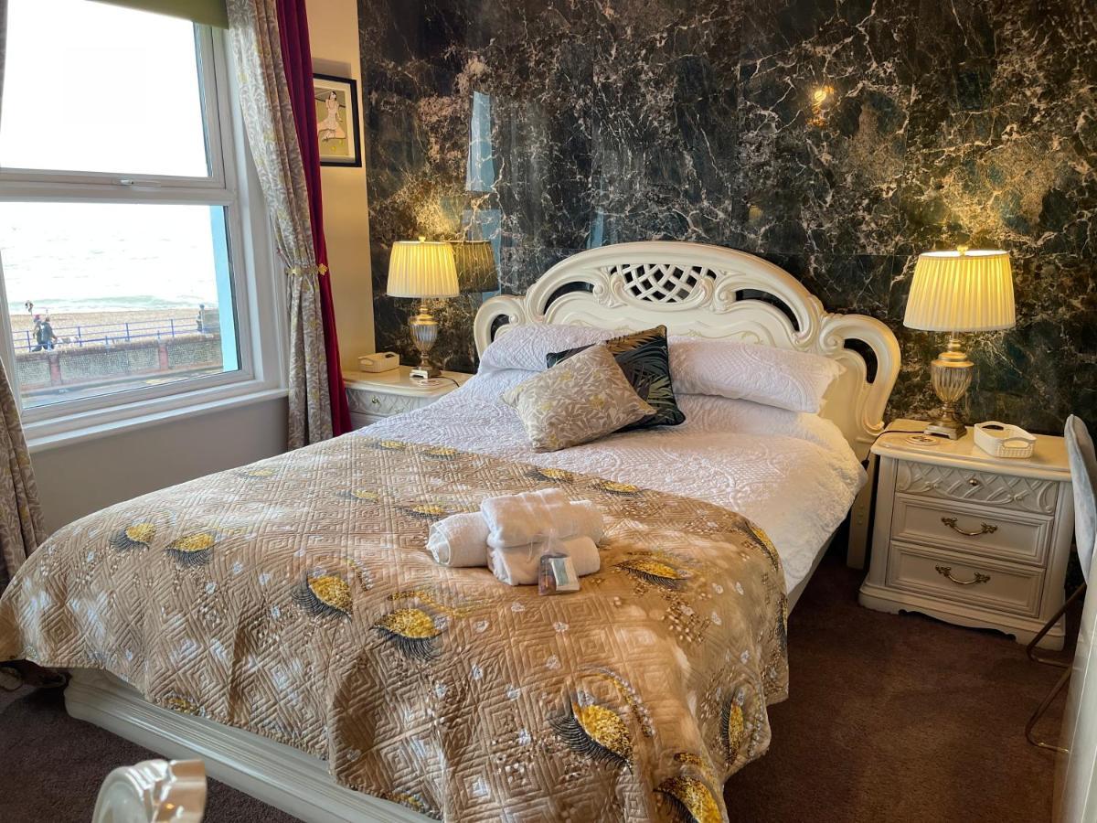 "The Italian" Seafront Apartment Истборн Екстериор снимка